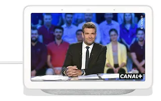 Le Google Nest Hub affichant l'application myCANAL