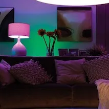 Des ampoules connectées Philips Hue White et Color E14