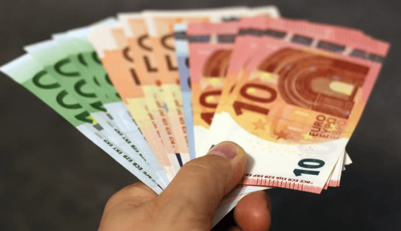 Nouveaux billets de 100€ et 200€