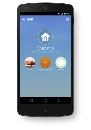 Un smartphone muni de l'application Nest