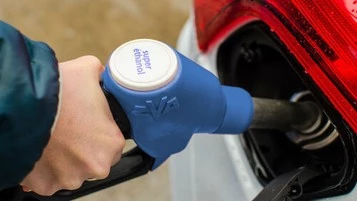 E85